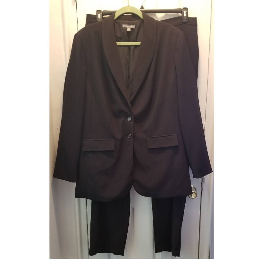 Jessica London 2 PC Black Crepe Suite 20W Tall
